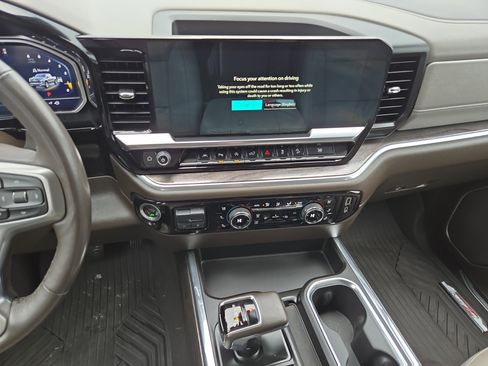 Used 2023 Chevrolet Silverado 1500 LTZ image 23