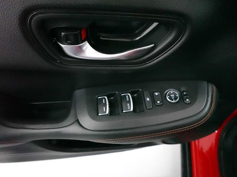 Used 2024 Honda HR-V Sport image 11