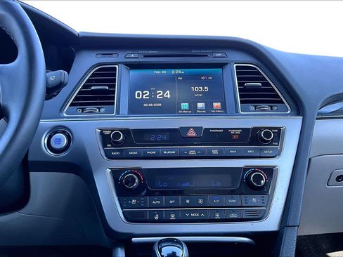 Used 2015 Hyundai Sonata Limited w/ Option Group 06 image 35