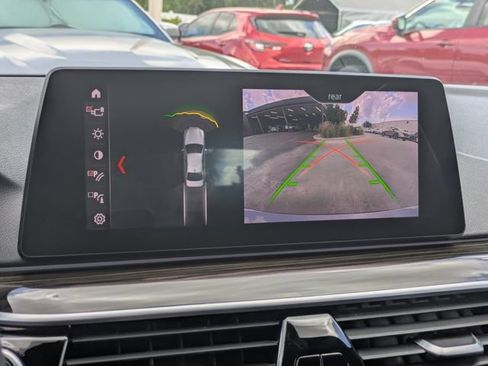 Used 2019 BMW 540i w/ Executive Package RWD image 23