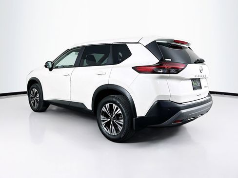 Used 2023 Nissan Rogue SV image 5