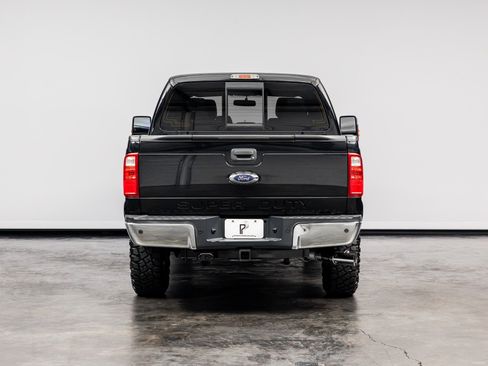 Used 2016 Ford F250 Lariat w/ Lariat Ultimate Package AWD/4WD image 16