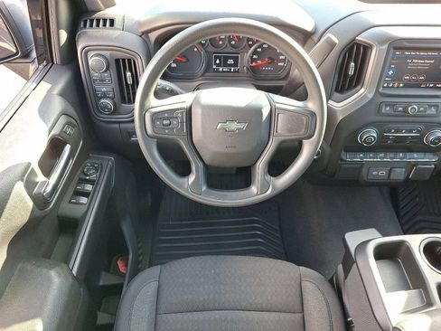 Used 2024 Chevrolet Silverado 1500 Custom Trail Boss w/ LPO, Dark Essentials Package image 10