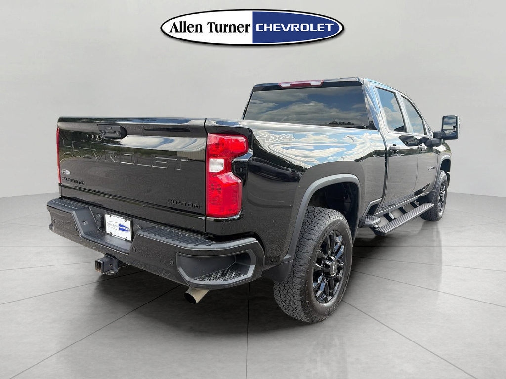 Used 2025 Chevrolet Silverado 2500 Custom w/ Custom Value Package AWD/4WD image 4