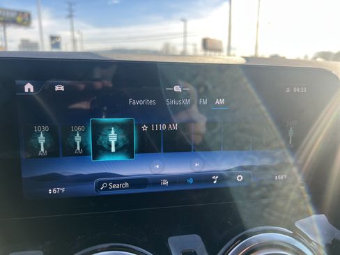 Used 2025 Mercedes-Benz GLA 250 image 23