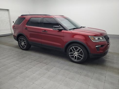 Used 2019 Ford Explorer Sport image 11