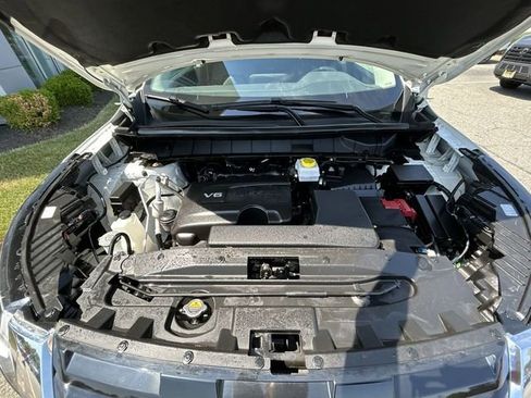 Certified 2024 Nissan Pathfinder SL AWD/4WD image 14