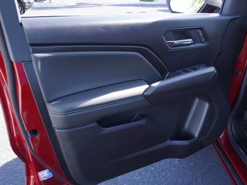 New 2026 GMC Canyon Elevation w/ Convenience Package image 15