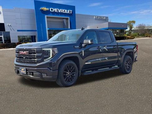 Used 2024 GMC Sierra 1500 Elevation w/ Elevation Premium Package AWD/4WD image 34