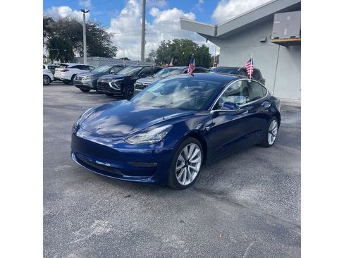 Used 2018 Tesla Model 3 Long Range image 1