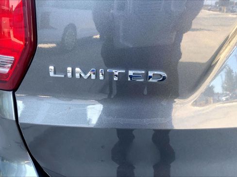 Used 2016 Ford Explorer Limited FWD image 10
