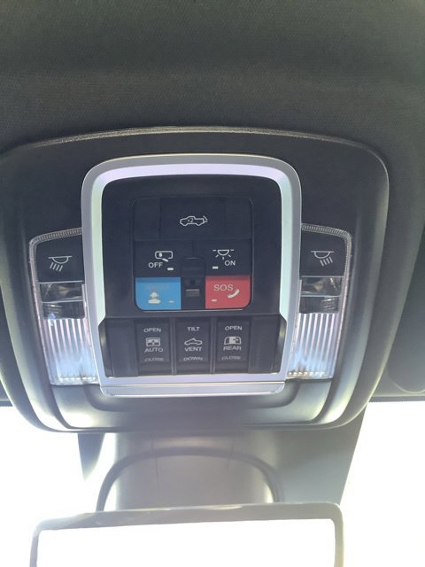 Used 2025 RAM 2500 Limited AWD/4WD image 37