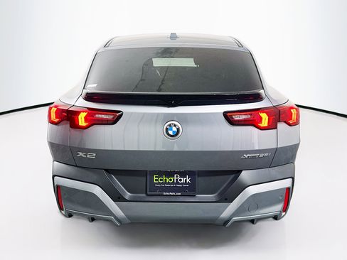 Used 2025 BMW X2 xDrive28i AWD/4WD image 7
