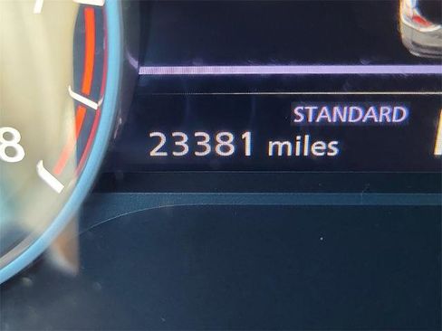 Certified 2023 Nissan Rogue SV image 28