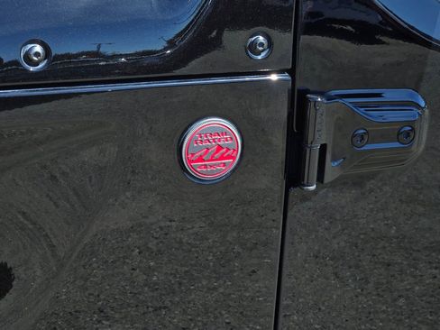 Used 2020 Jeep Gladiator Rubicon AWD/4WD image 11
