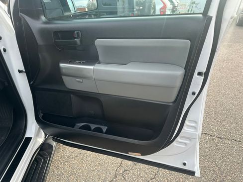 Used 2019 Toyota Sequoia SR5 image 10