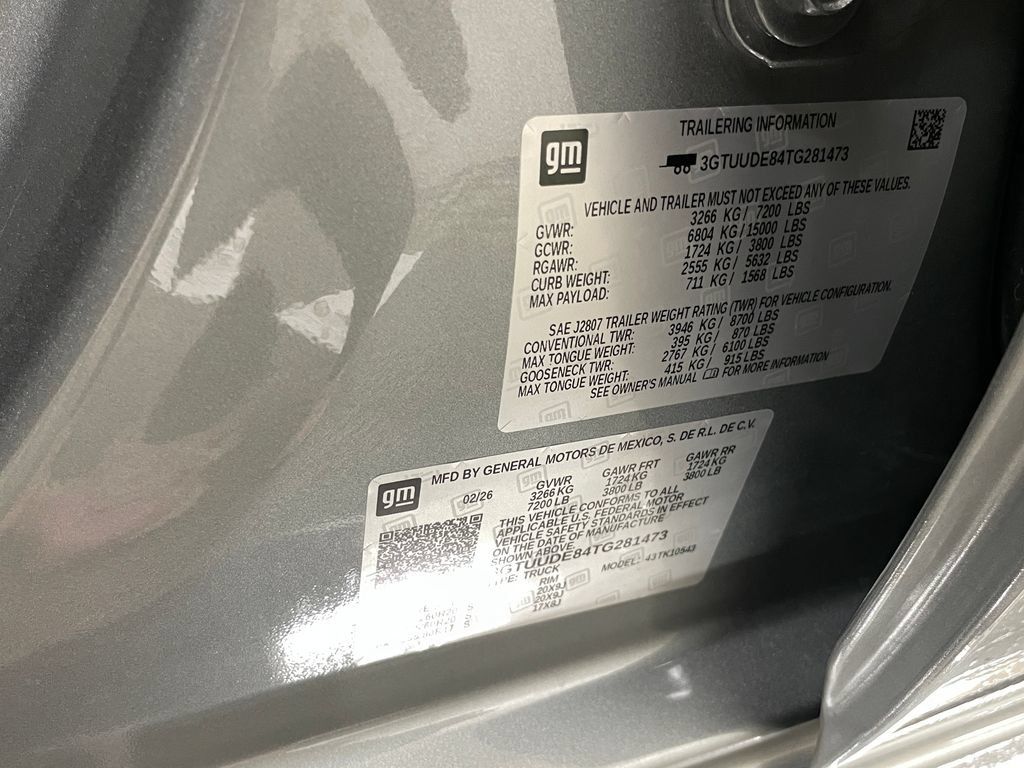 Certified 2026 GMC Sierra 1500 SLT w/ SLT Premium Package AWD/4WD image 35