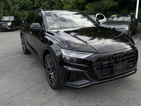 Used 2023 Audi Q8 Premium Plus w/ Premium Plus Package AWD/4WD image 22