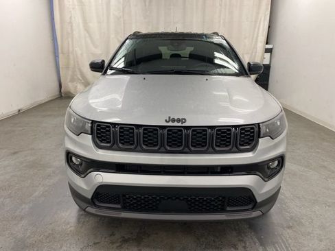 Used 2026 Jeep Compass Limited AWD/4WD image 2