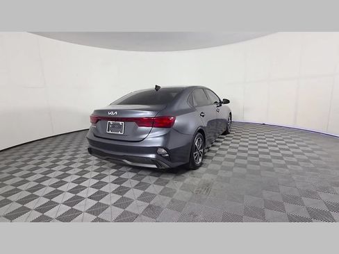 Used 2024 Kia Forte LXS FWD image 40