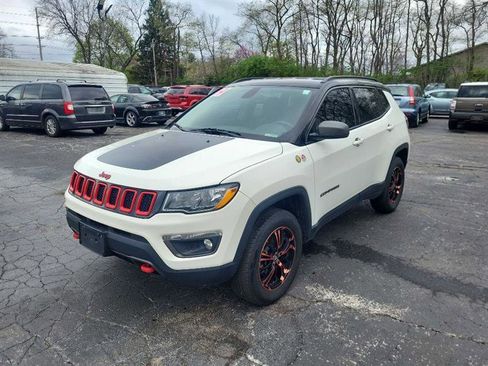 Used 2019 Jeep Compass Trailhawk AWD/4WD image 4