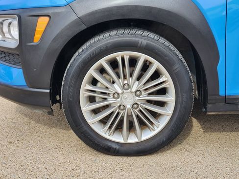 Used 2019 Hyundai Kona SEL image 9