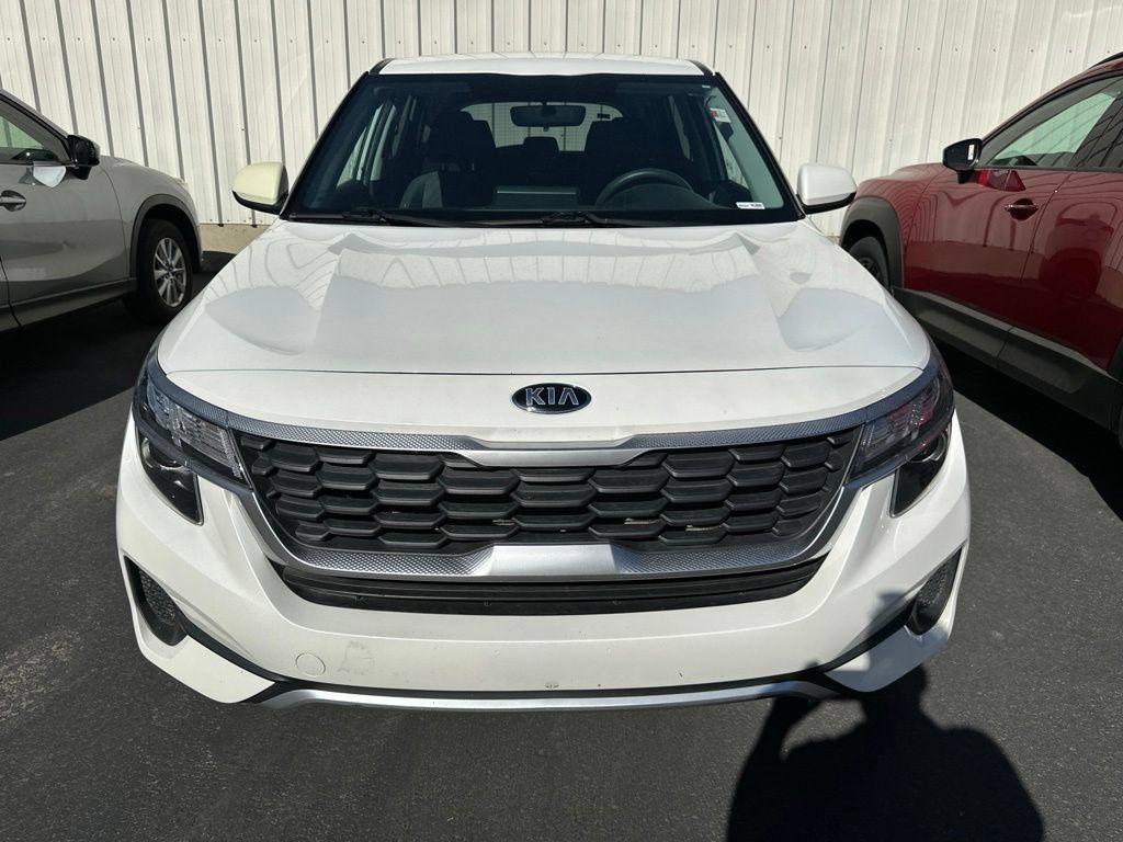 Used 2021 Kia Seltos LX AWD/4WD image 2