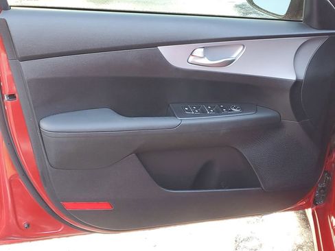 Certified 2024 Kia Forte LXS w/ LXS Technology Package image 8