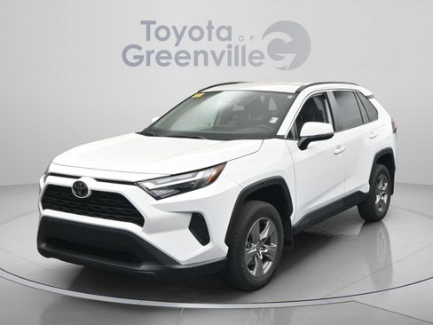 Used 2024 Toyota RAV4 XLE image 24