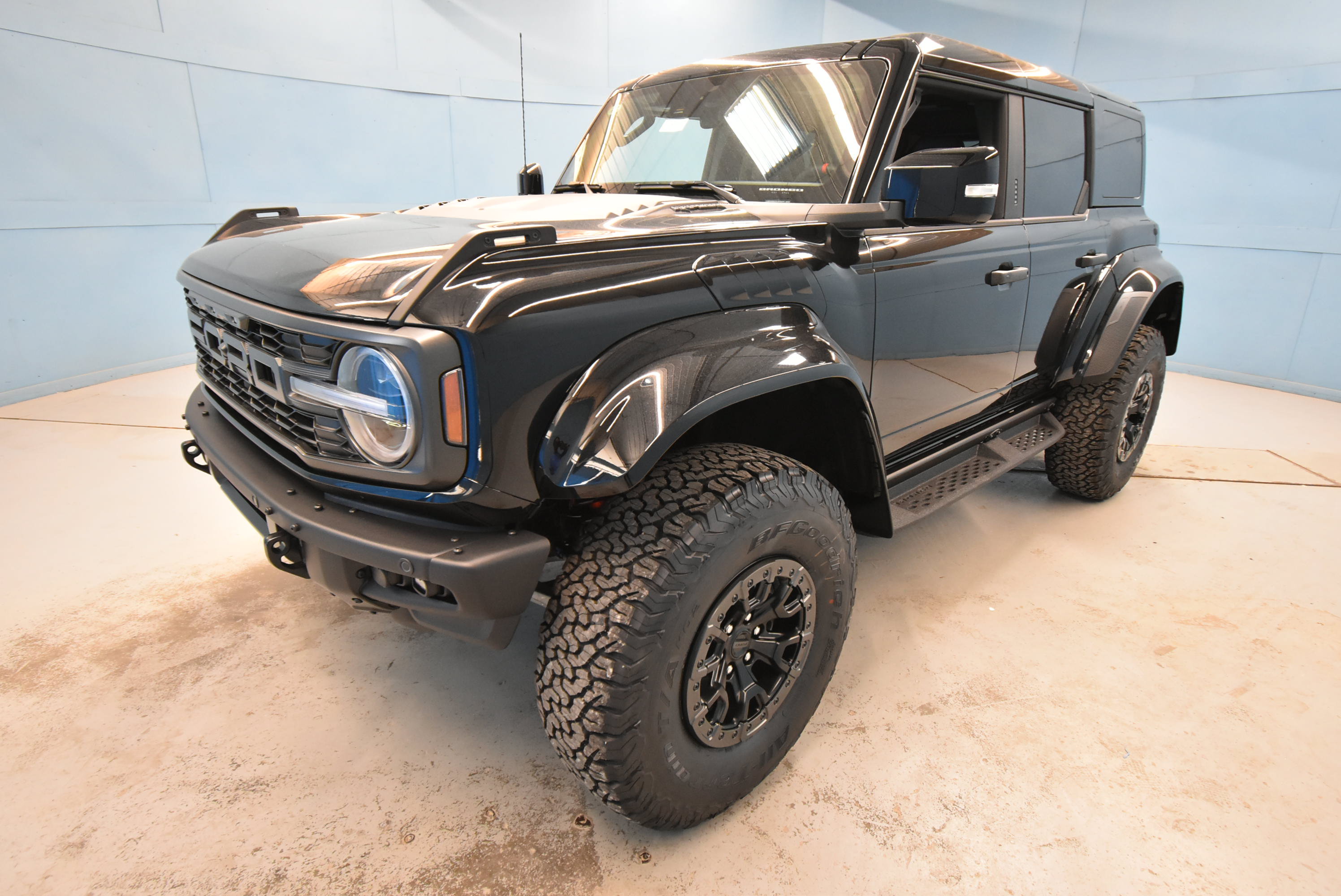 New 2026 Ford Bronco Raptor AWD/4WD image 24