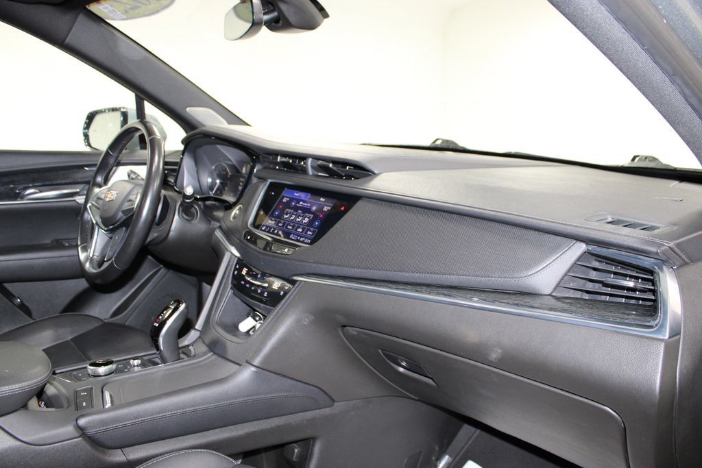 Used 2023 Cadillac XT5 Premium Luxury AWD/4WD image 29