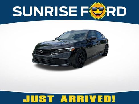 Used 2022 Honda Civic Sport image 1