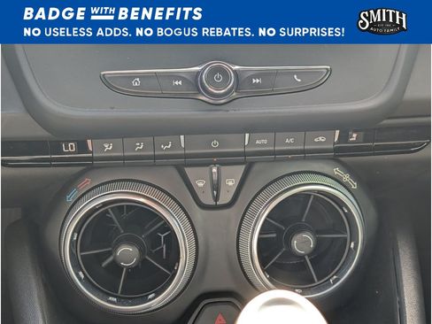 Used 2024 Chevrolet Camaro LT RWD image 15