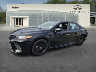Used 2020 Toyota Camry SE video 1