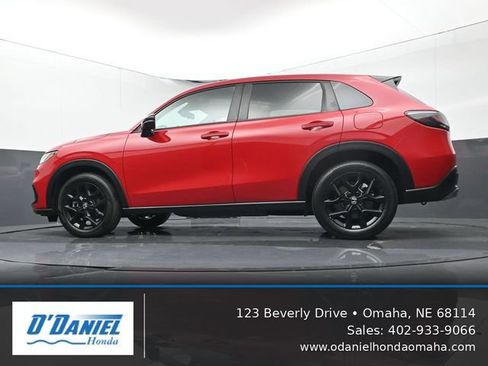 Used 2023 Honda HR-V Sport image 10