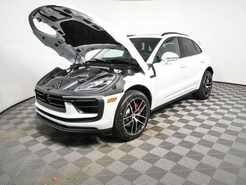 New 2026 Porsche Macan S AWD/4WD image 35