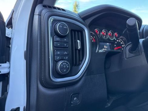 Used 2020 Chevrolet Silverado 1500 RST w/ All-Star Edition image 28