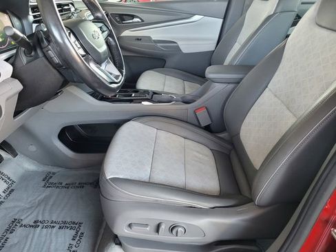 Used 2023 Chevrolet Bolt EUV Premier w/ Sun & Sound Package image 17