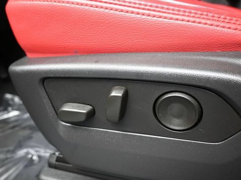 Used 2022 Chevrolet Silverado 1500 Custom RWD image 12
