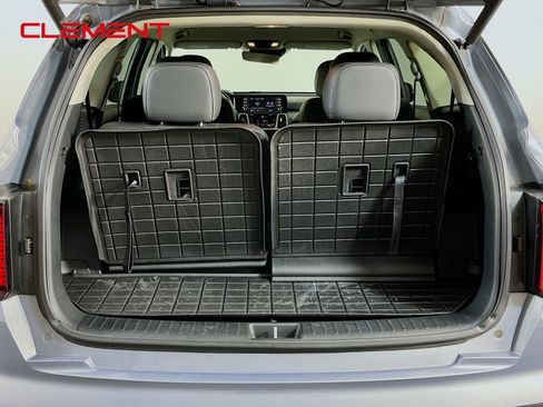 Used 2021 Kia Sorento EX FWD image 10