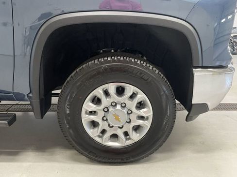 New 2025 Chevrolet Silverado 3500 LT w/ Safety Package image 14