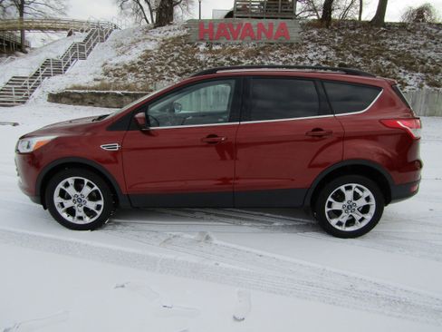 Used 2014 Ford Escape SE w/ Equipment Group 201A image 1
