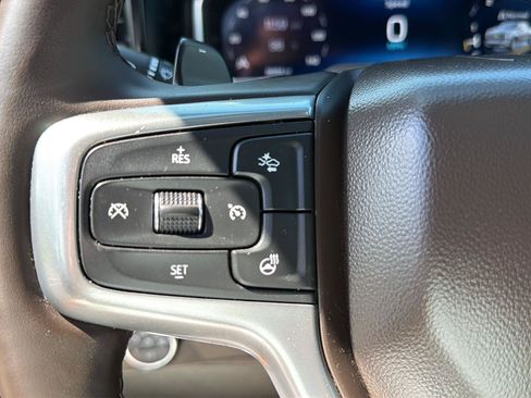 Used 2025 Chevrolet Silverado 1500 LTZ AWD/4WD image 22