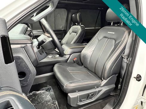 Used 2024 Ford Expedition Max Platinum AWD/4WD image 7