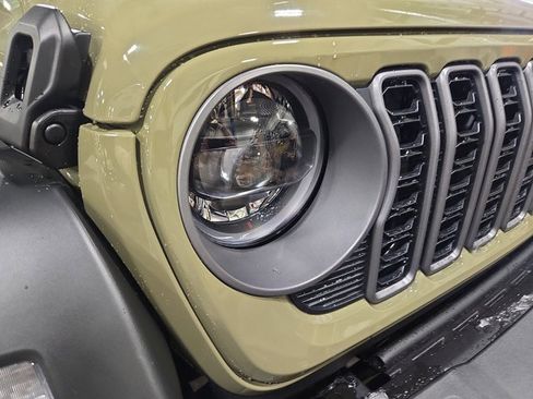 New 2026 Jeep Wrangler Sport S image 32