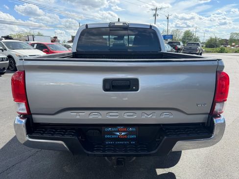 Used 2019 Toyota Tacoma TRD Off-Road image 4