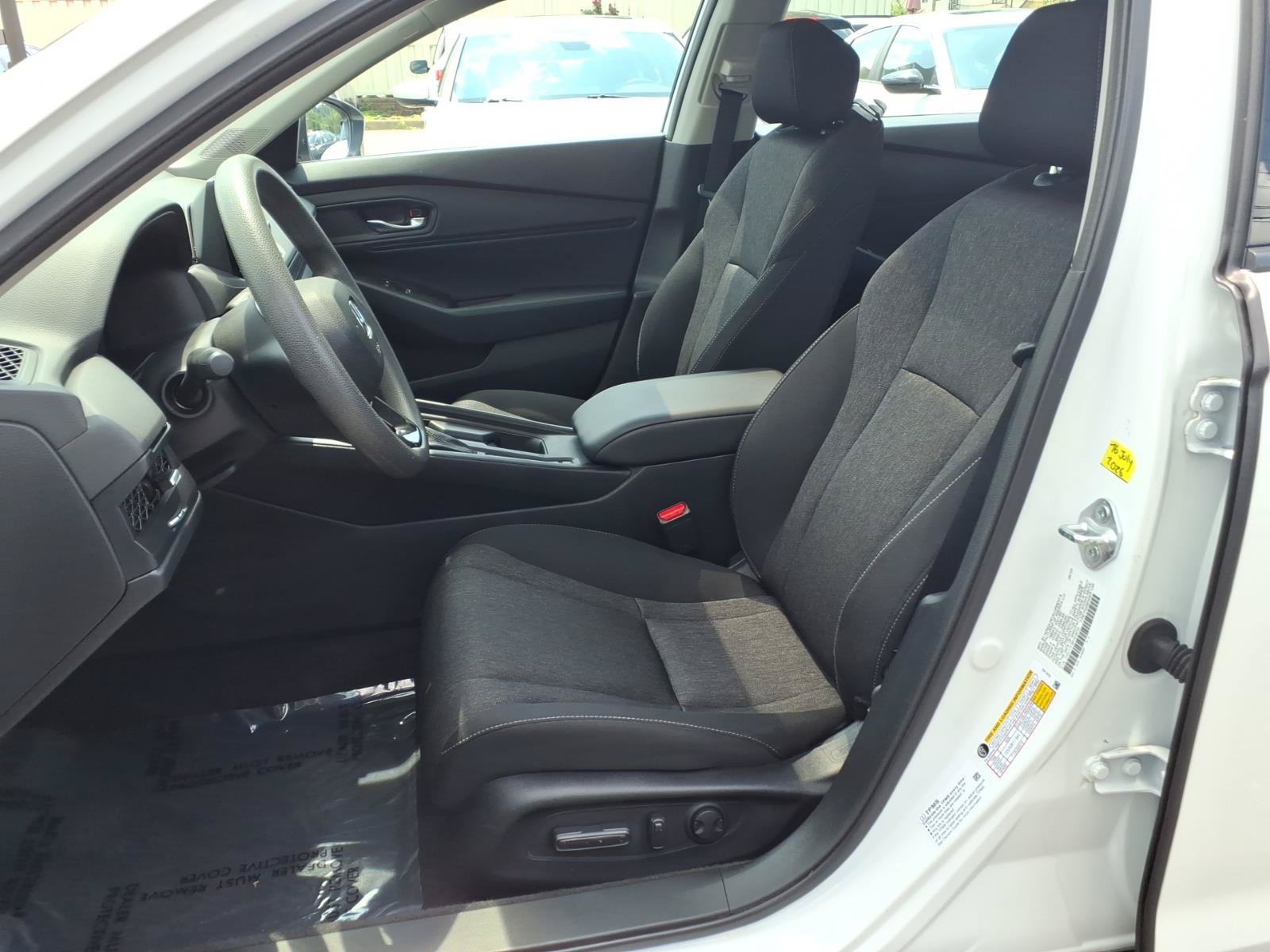 Certified 2023 Honda Accord EX image 13