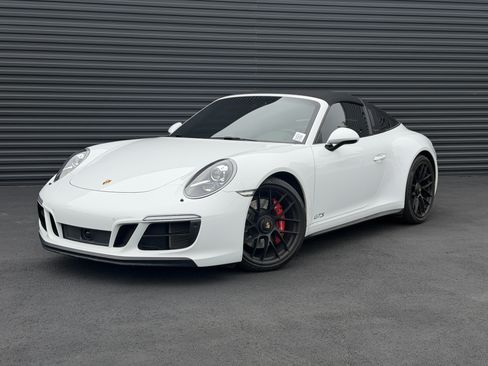 Used 2018 Porsche 911 Targa 4 GTS AWD/4WD image 1