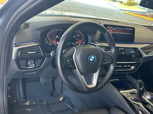 Used 2020 BMW 530i w/ Convenience Package RWD image 34