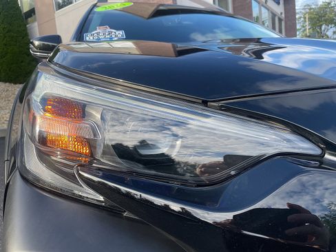 Used 2024 Subaru Outback Premium image 6